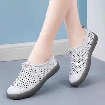 2023 Новые весенне-летние женские вулканизированные туфли, обувь для медсестер с мягкой подошвой, плоские дышащие нескользящие полые туфли
