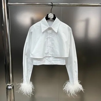 Absgd 2023 Весна-лето Новая коллекция, Двухслойная белая рубашка с длинными рукавами и манжетами из перьев, женская