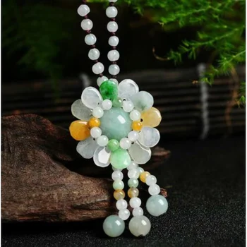 Красивое ожерелье из нефритовых изумрудных бусин светло-зеленого цвета с ПОДСОЛНУХОМ