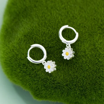 Милые серьги-кольца с подвеской в виде цветка маргаритки для женщин, Корейские серьги, Милые кольца, ювелирные изделия для свадебной вечеринки для девочек, Подарочное кольцо 2023