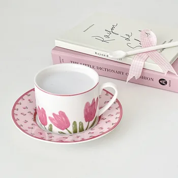 Дизайн Тюльпана, Корейский Стиль Ins, Набор Кофейных чашек с Розовым Тюльпаном, Керамическая Чашка для молока для завтрака, Кофейная Кружка Каваи с Блюдцем